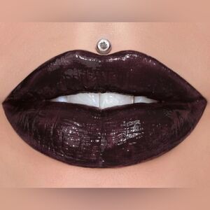 NIB🔥"In a Dark Place"💜🖤Limited Edition Supreme Gloss by Jeffree Star